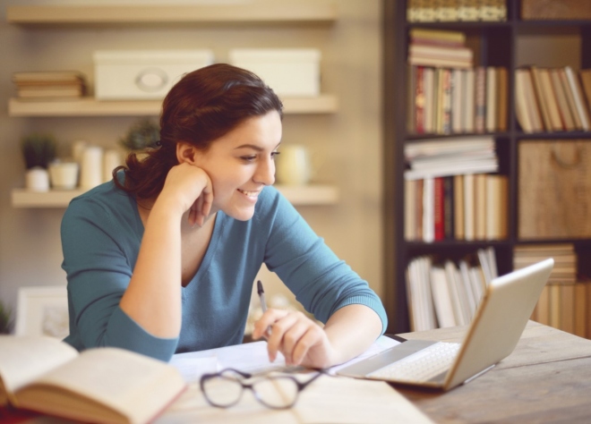 9 Good Reasons To Pursue Graduate Degree Online